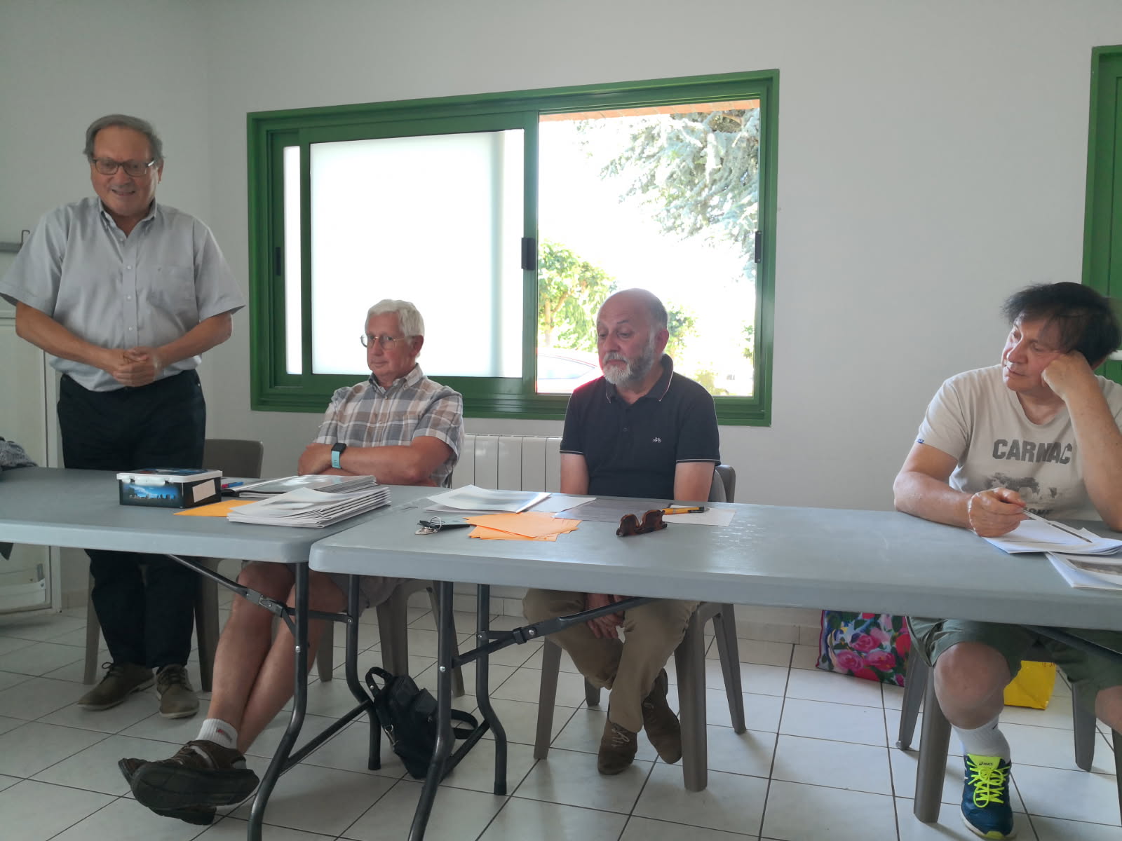Lire la suite à propos de l’article Assemblée Générale du 21/06/2025, salle Urbain Diolé à Burbure en présence du maire de la commune M. René Hocq.